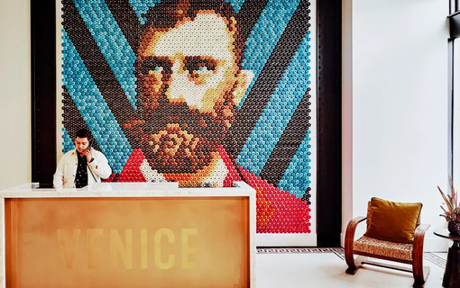 Venice V Hotel lobby