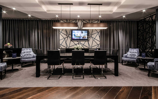 No1 Lounges seating area